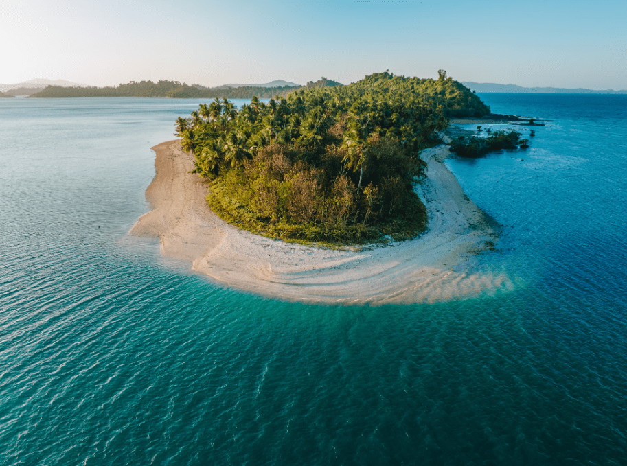 Honeymoon in a secluded island - Palawan Philippines